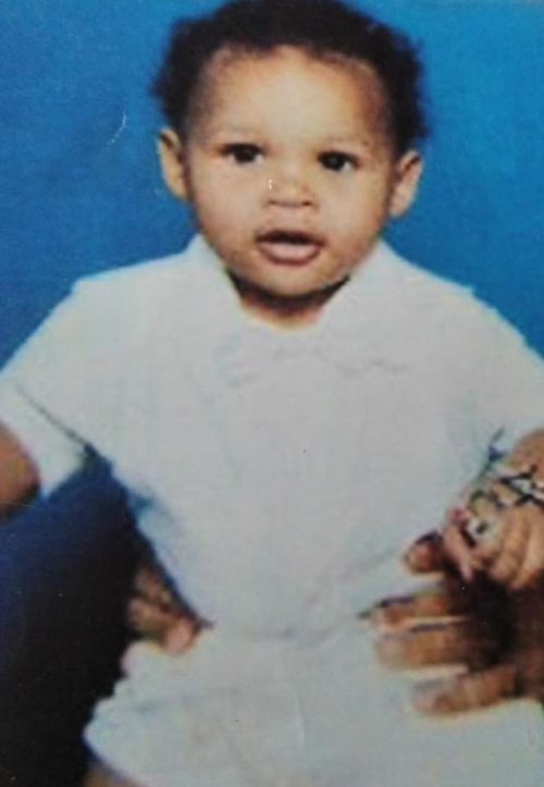 Maicon da Souza Silva, morto aos dois anos de idade durante uma operação na favela do Acari, no Rio de Janeiro. Créditos: Arquivo de família